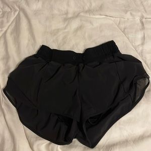 Lululemon Hotty Hot Shorts Black 2.5”